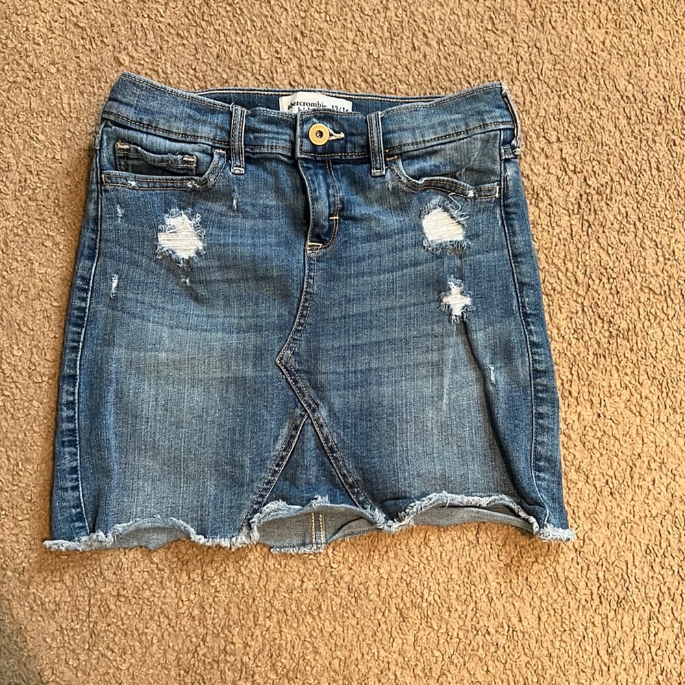 Abercrombie Kids Mini Skirt size 13/14